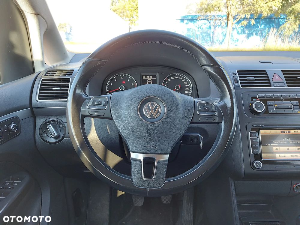 Volkswagen Touran 1.4 TSI Cross - 32