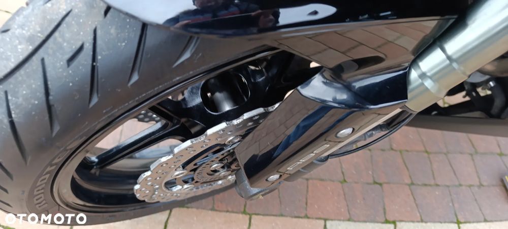 Kawasaki Ninja 1000 SX - 16