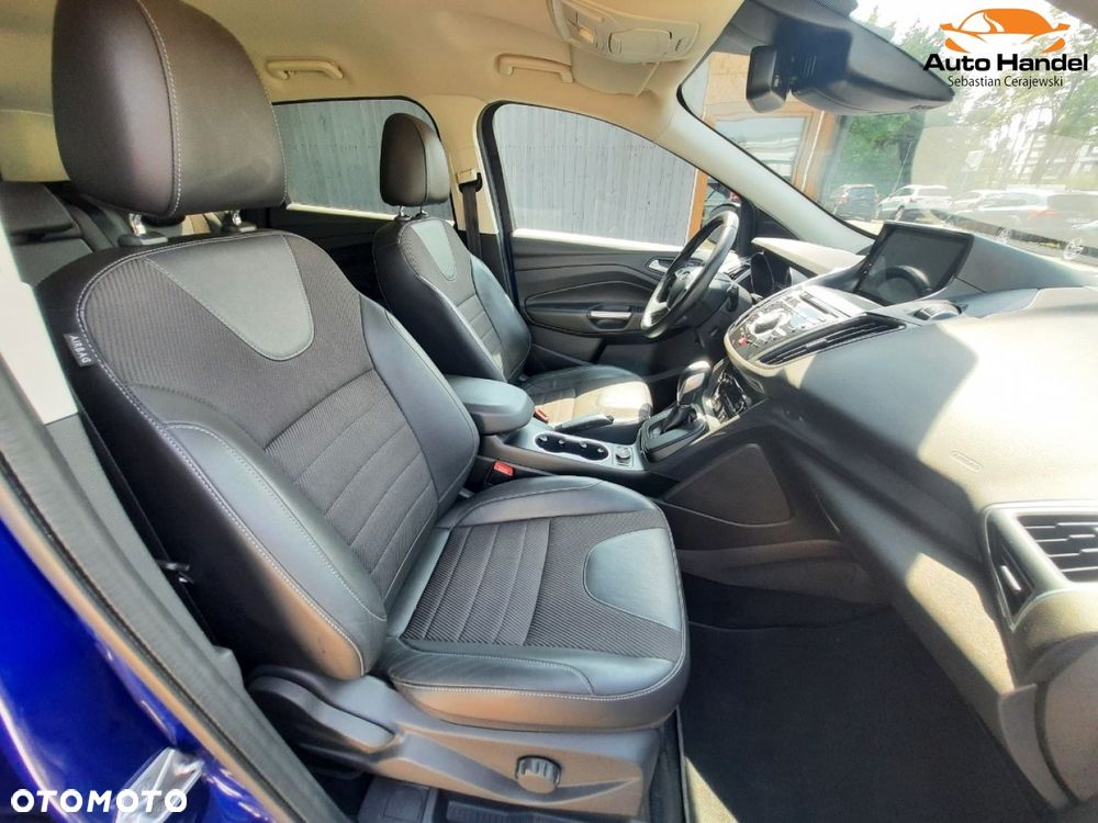 Ford Kuga 1.5 EcoBoost 4x4 Titanium - 39