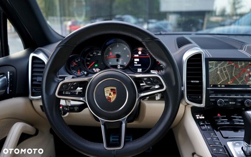 Porsche Cayenne S Diesel - 10