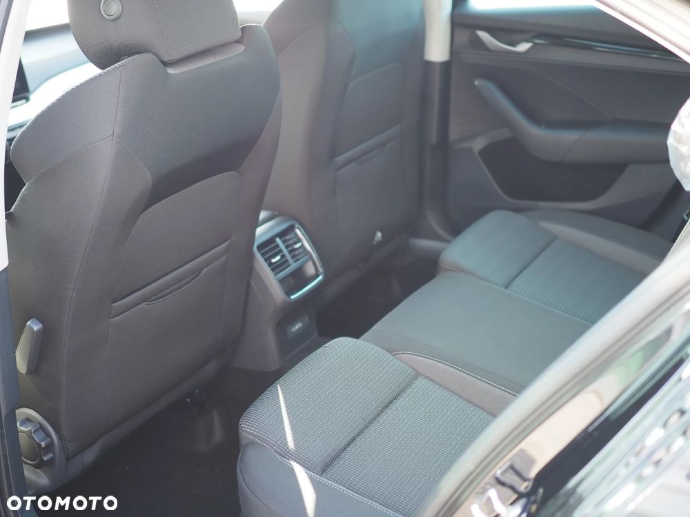 Skoda Octavia 1.5 TSI mHEV Edition 130 Selection DSG - 18