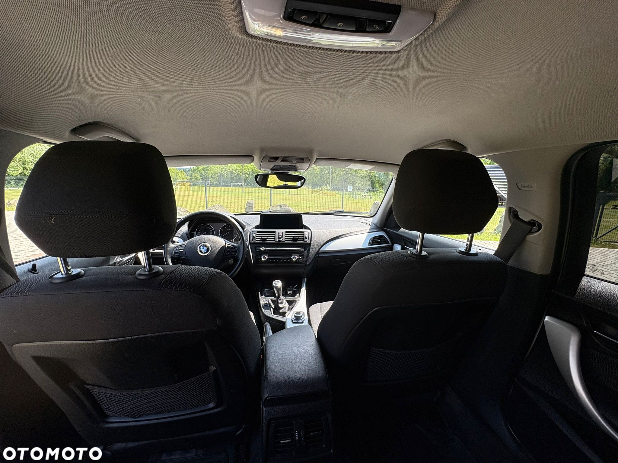 BMW Seria 1 118d DPF - 12