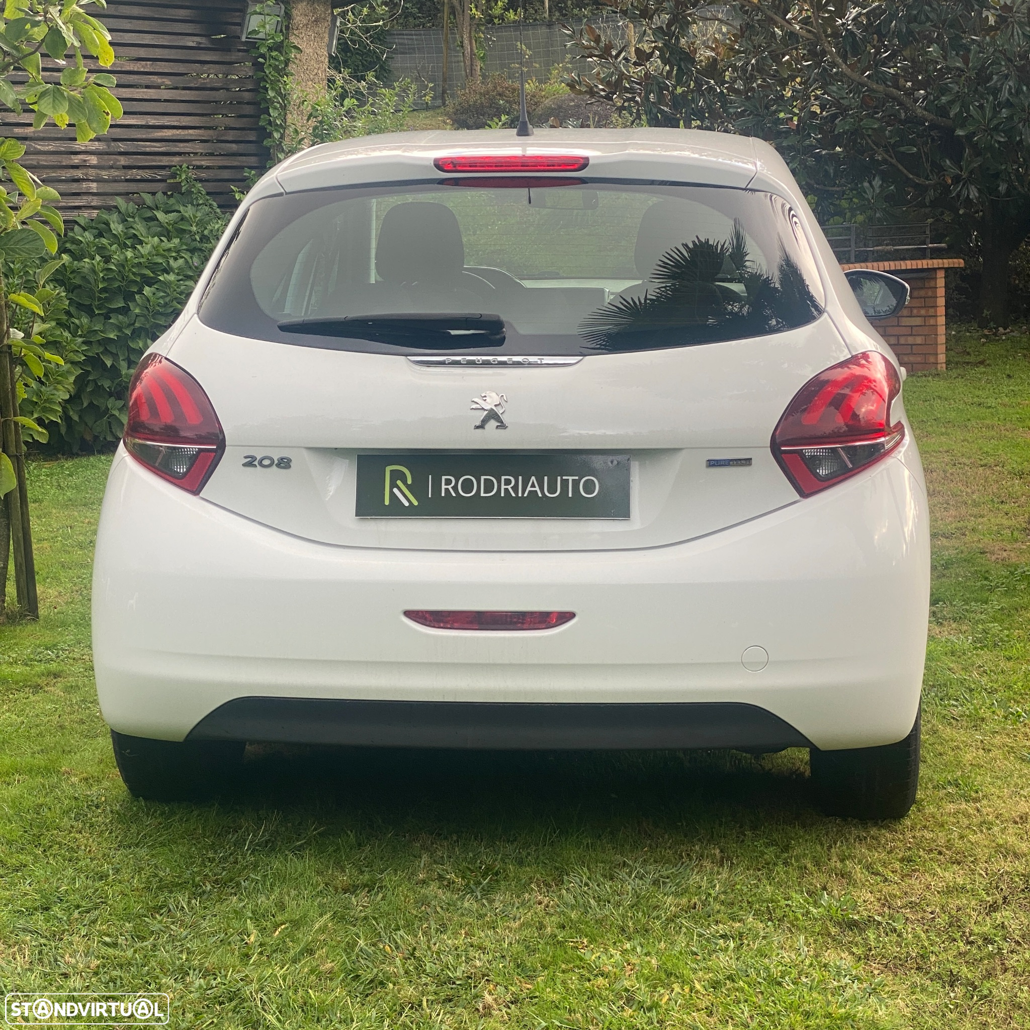 Peugeot 208 1.2 PureTech Style - 2