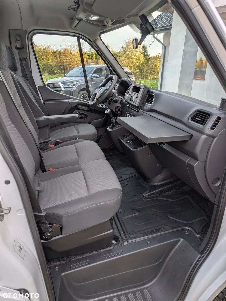 Renault Master - 10