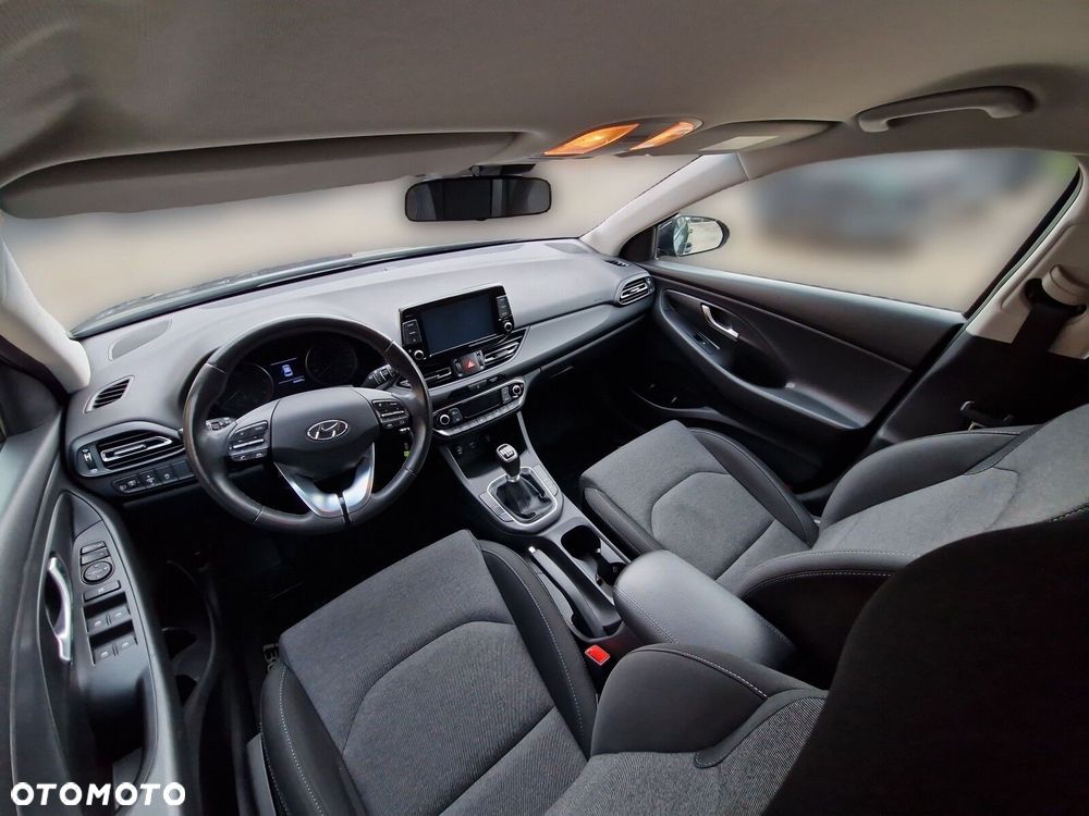 Hyundai i30 1.0 T-GDI Smart - 10