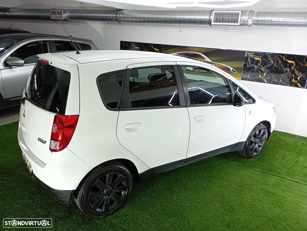 Mitsubishi Colt - 28