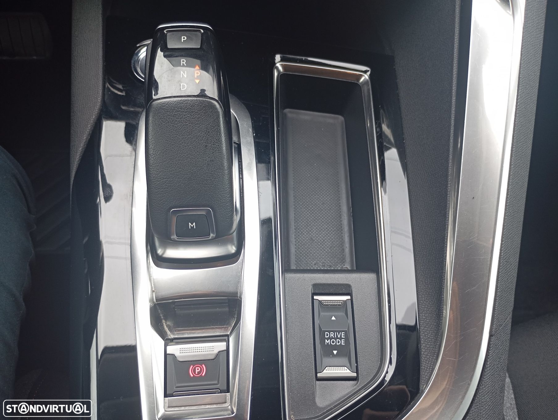 Peugeot 5008 1.5 BlueHDi Active Pack EAT8 - 36