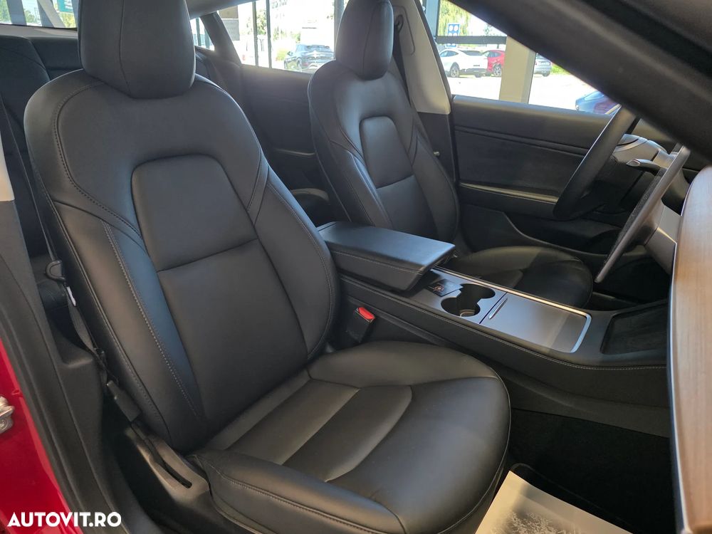Tesla Model 3 Langstreckenbatterie Allradantrieb Dual Motor - 8