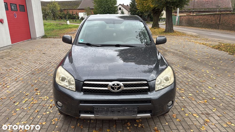 Toyota RAV4 2.2 D-4D 4x4 - 3