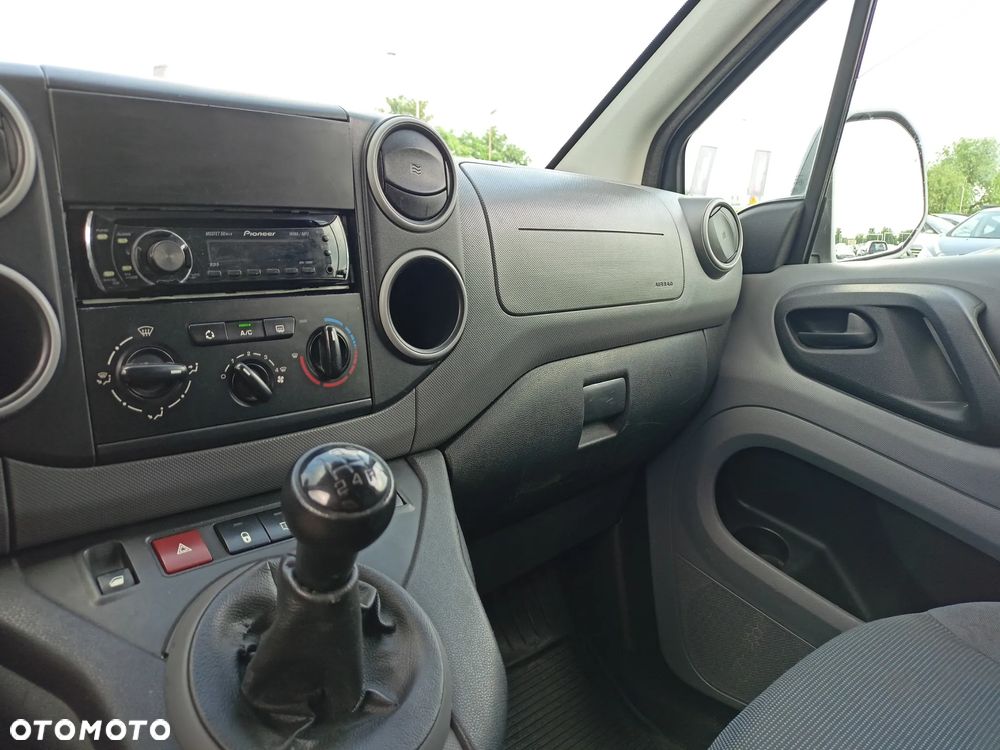 Peugeot Partner - 11