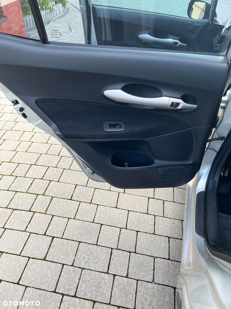 Toyota Auris 2.0 D-4D - 7