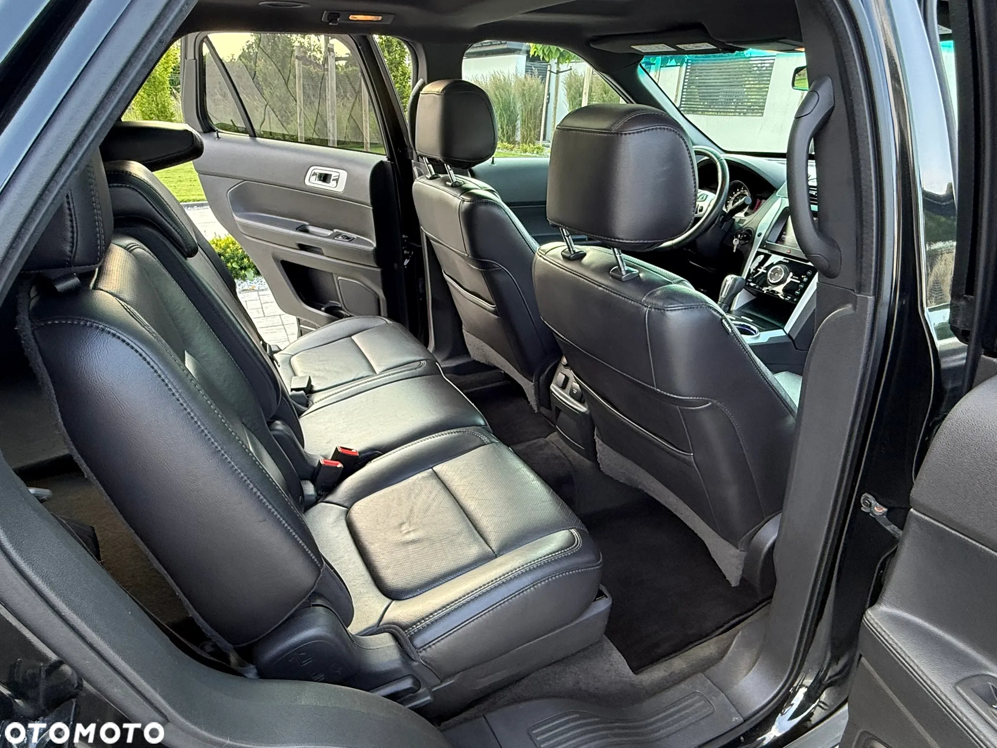 Ford Explorer - 31
