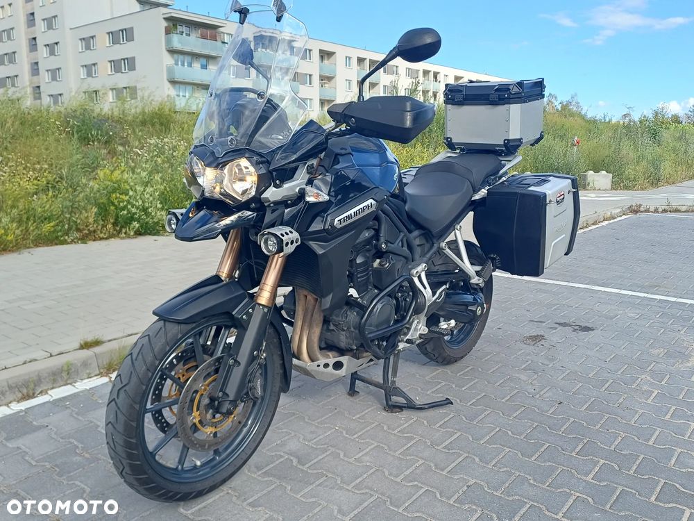 Triumph Tiger - 1