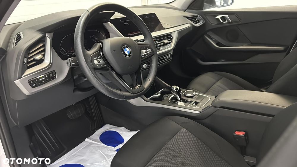 BMW Seria 1 118i Advantage - 10