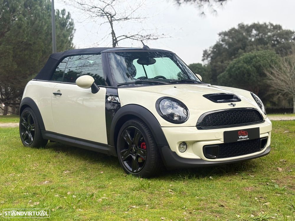 MINI Cabrio Cooper SD - 12