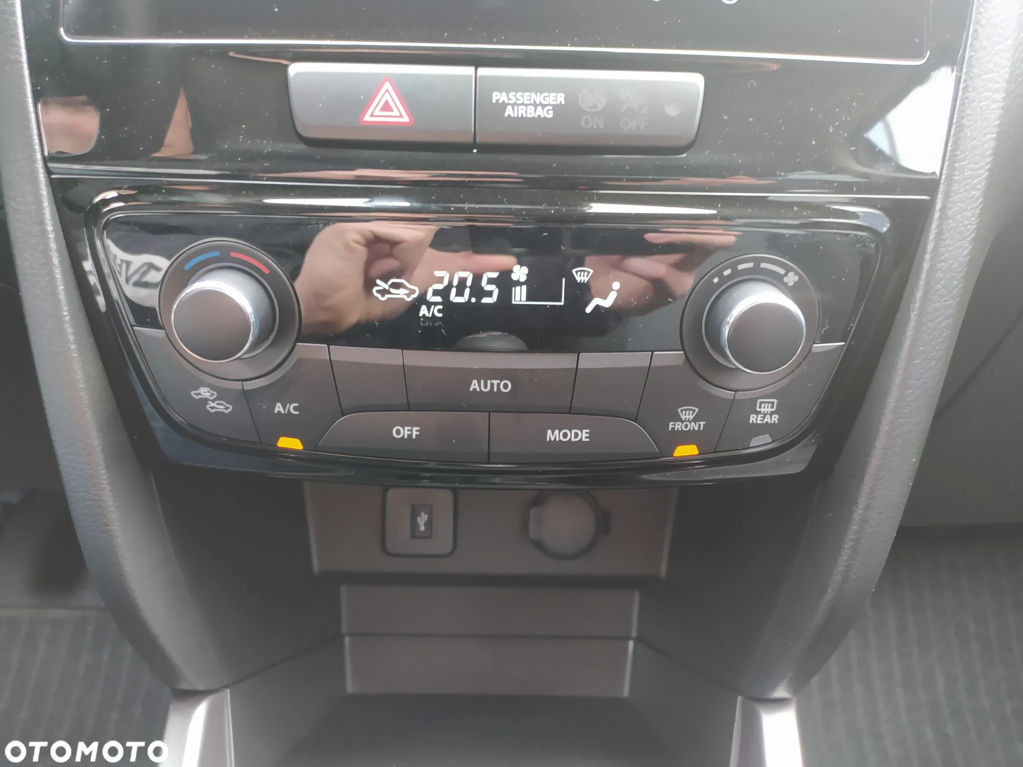 Suzuki Vitara 1.4 Boosterjet mHEV Premium Plus 2WD - 27