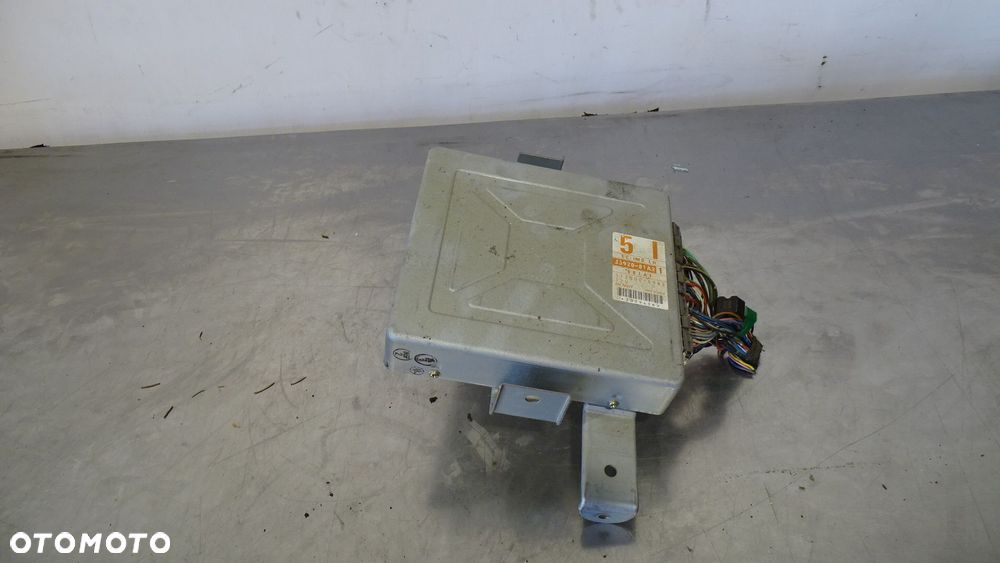 KOMPUTER SILNIKA SUZUKI JIMNY III 1.3 AWD 33920-81A21 - 2
