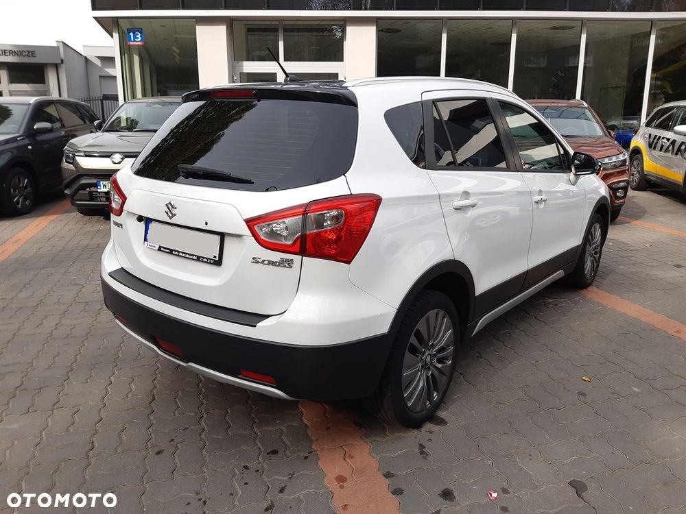 Suzuki SX4 - 5