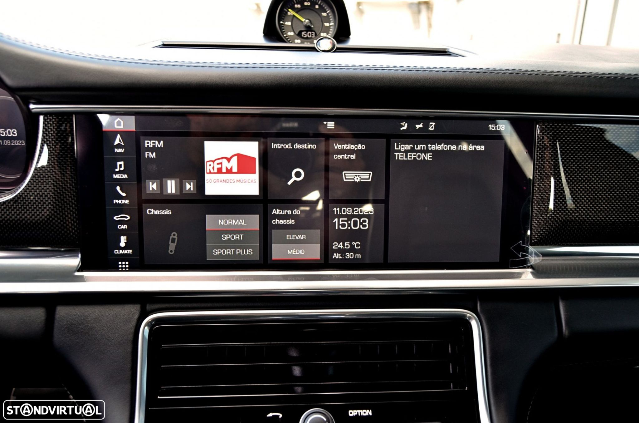 Porsche Panamera 4 E-Hybrid - 26