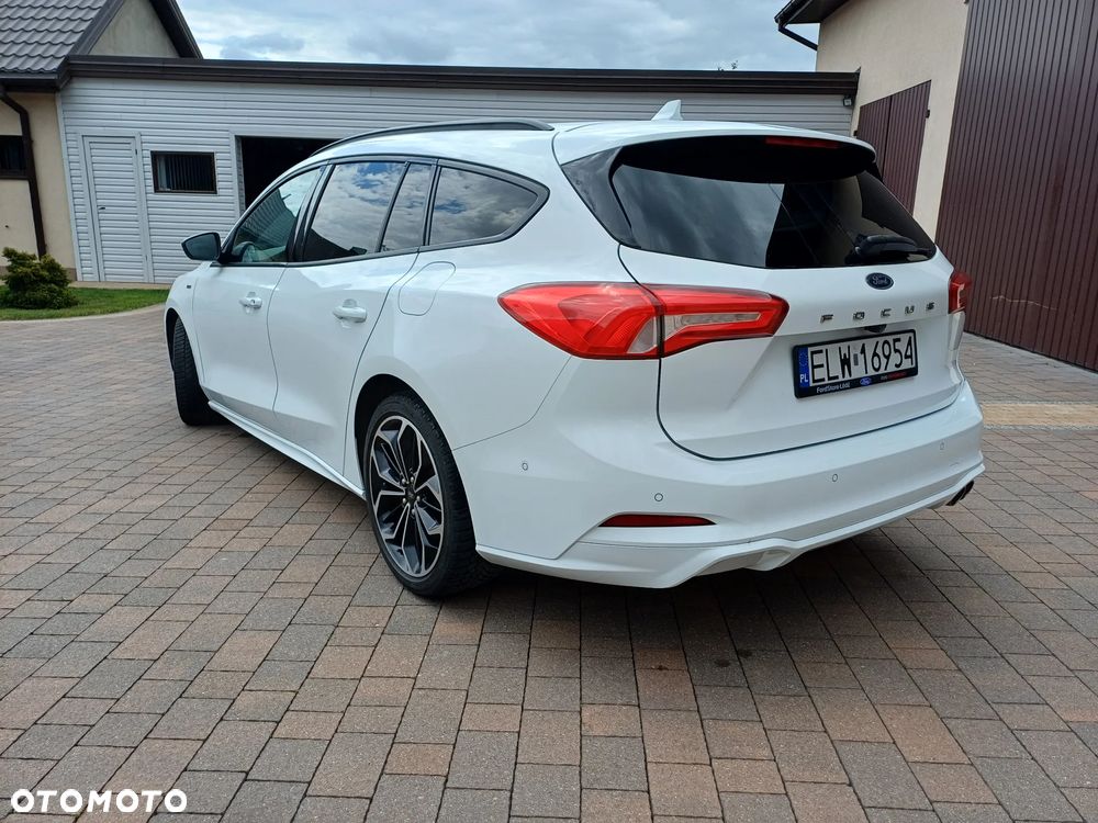 Ford Focus 2.0 TDCi ST-Line Red ASS PowerShift - 6