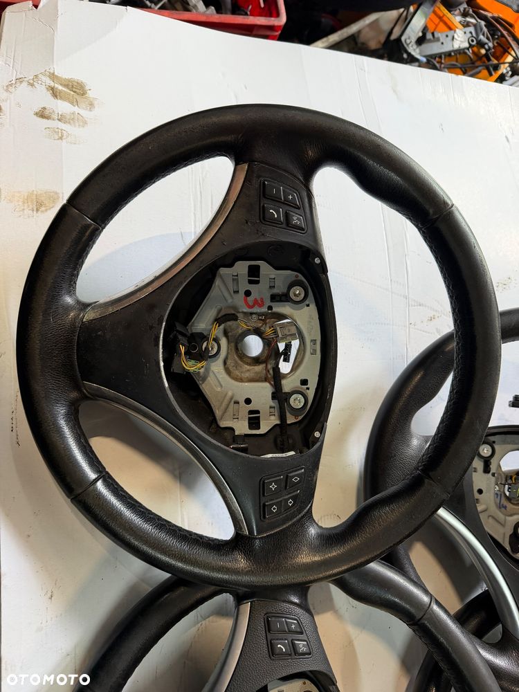 Kierownica Bmw e87 e90 e91 e92 sport  do wyboru 4 szt - 3