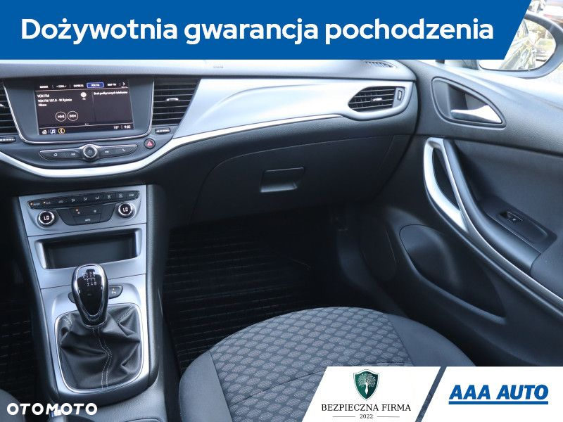 Opel Astra - 9