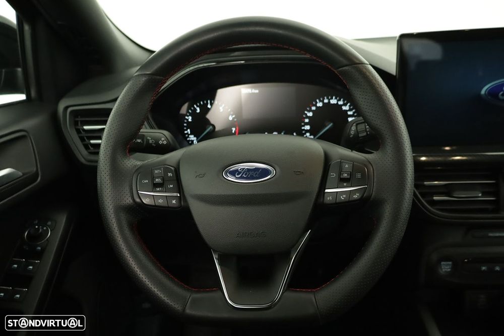 Ford Focus 1.0 EcoBoost MHEV ST-Line - 14