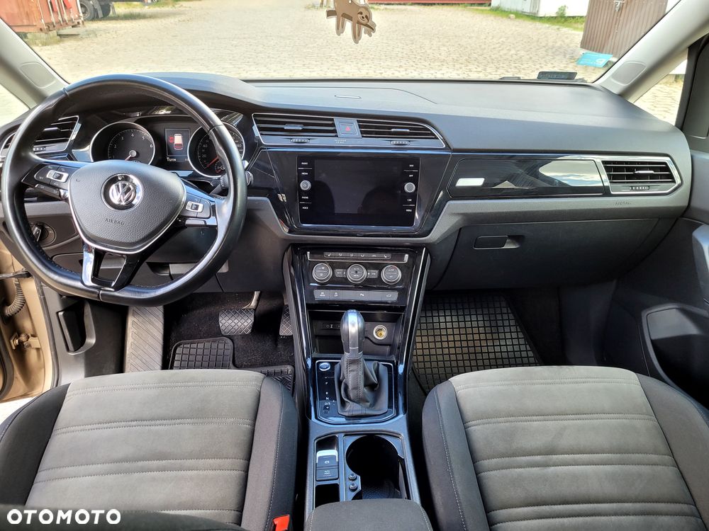 Volkswagen Touran 1.4 TSI BMT Highline DSG - 13