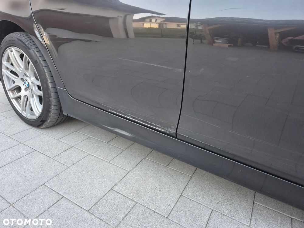 BMW Seria 5 520d xDrive - 12