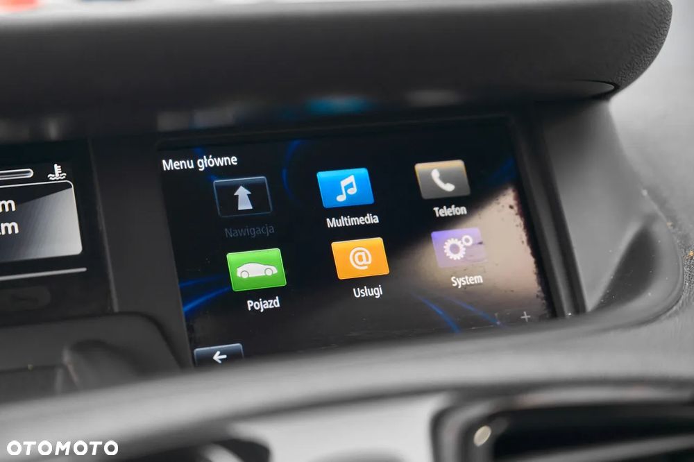 Renault Grand Scenic - 31