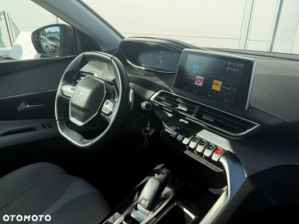 Peugeot 3008 1.2 PureTech Allure S&S EAT8 - 27