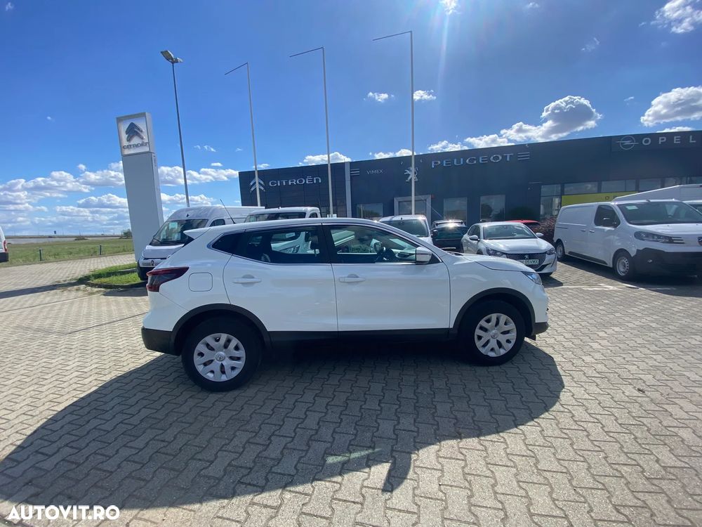 Nissan Qashqai 1.3 DIG-T ACENTA - 4