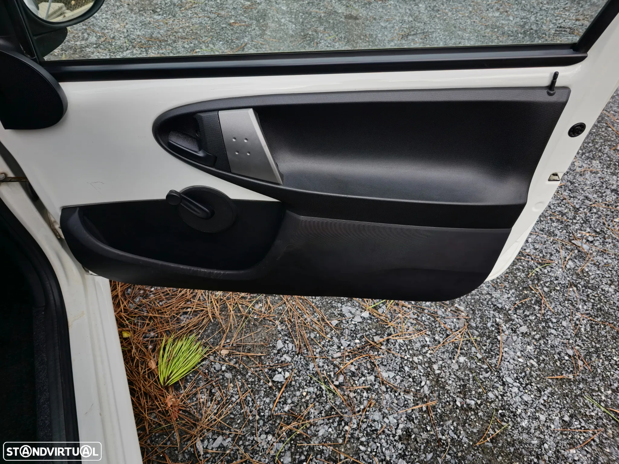 Toyota Aygo 1.0 - 16