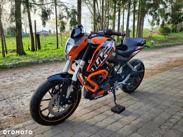 KTM Duke