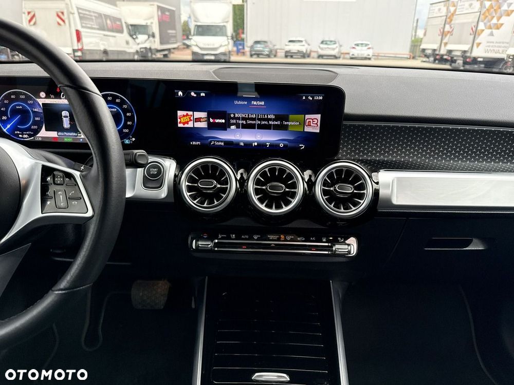Mercedes-Benz EQB 250 66.5kWh Progressive - 24