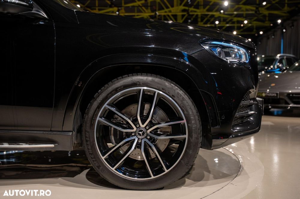 Mercedes-Benz GLS - 16