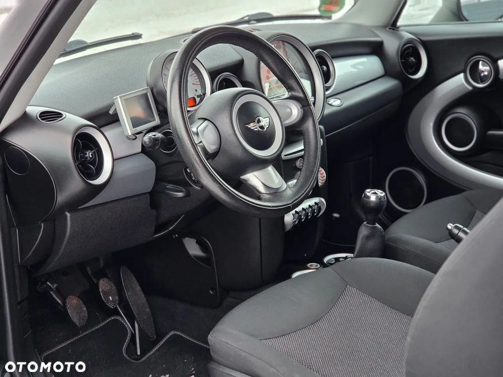 MINI Cooper Seven - 15