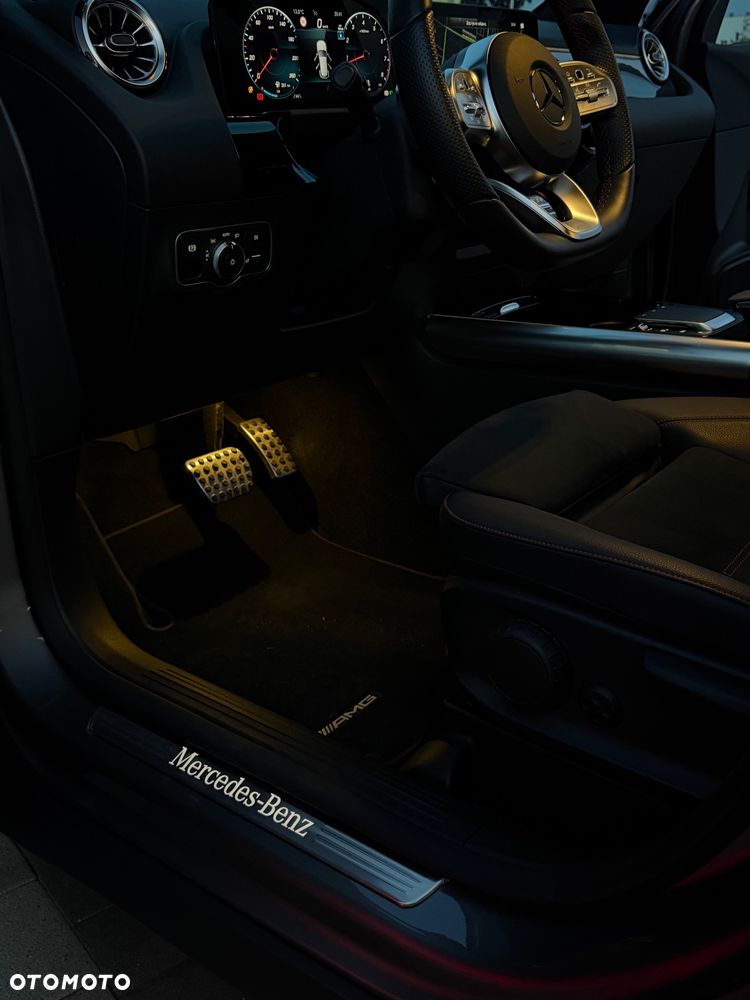 Mercedes-Benz GLA 200 4-Matic Progressive - 14