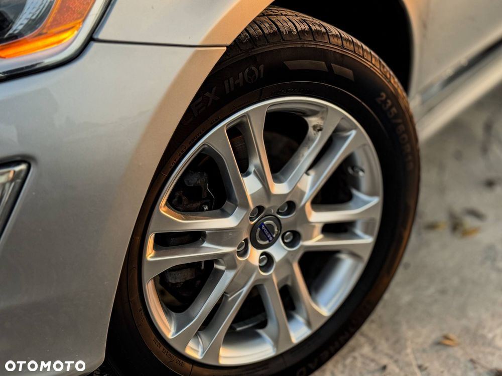 Volvo XC 60 T5 Momentum - 33