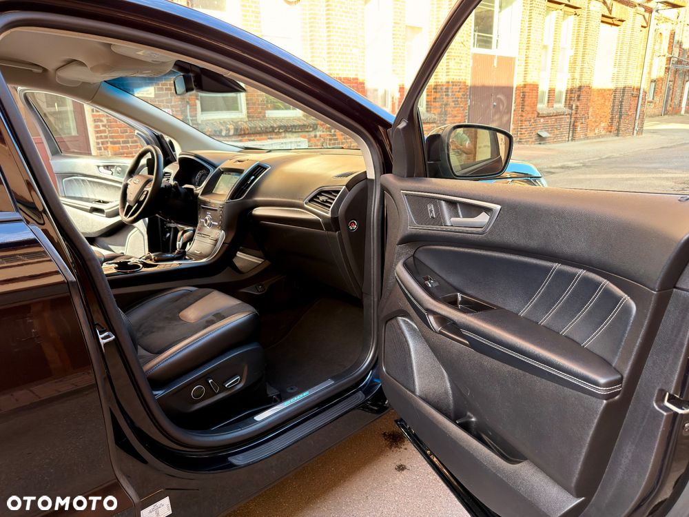 Ford Edge 2.0 TDCi Bi-Turbo 4x4 ST-LINE - 24