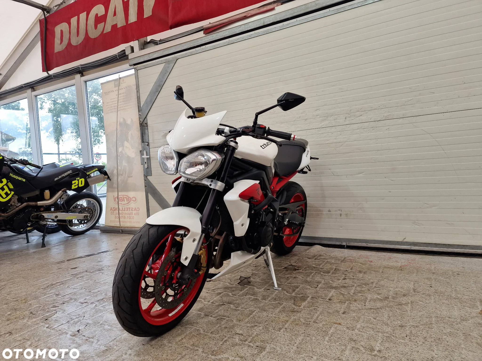 Triumph Street Triple - 5