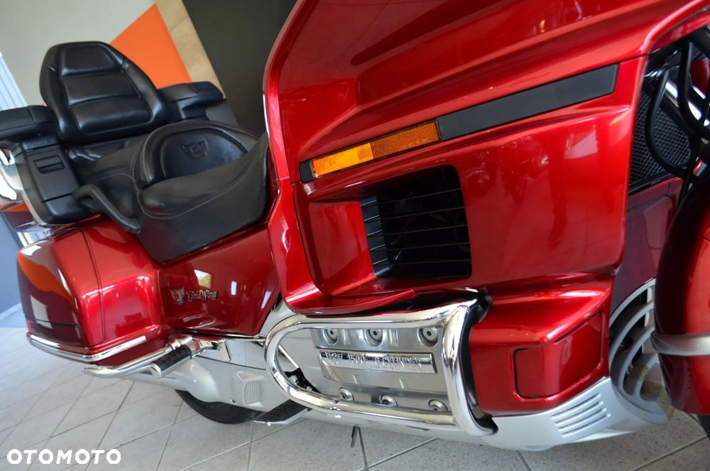 Honda GL - 9