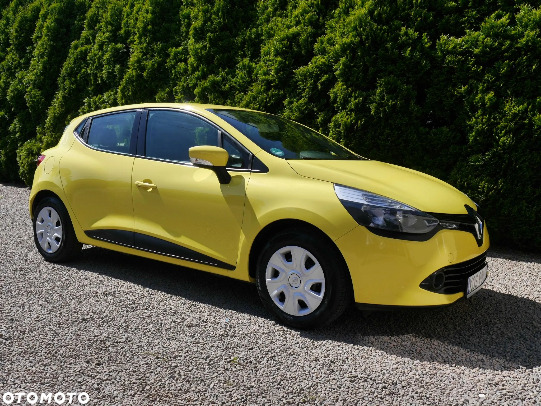 Renault Clio 1.2 16V 75 LIMITED - 8