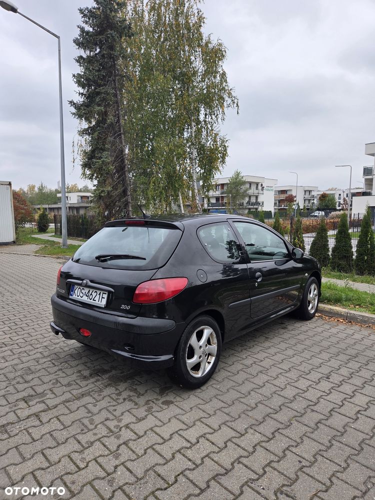 Peugeot 206 2001 photo 4