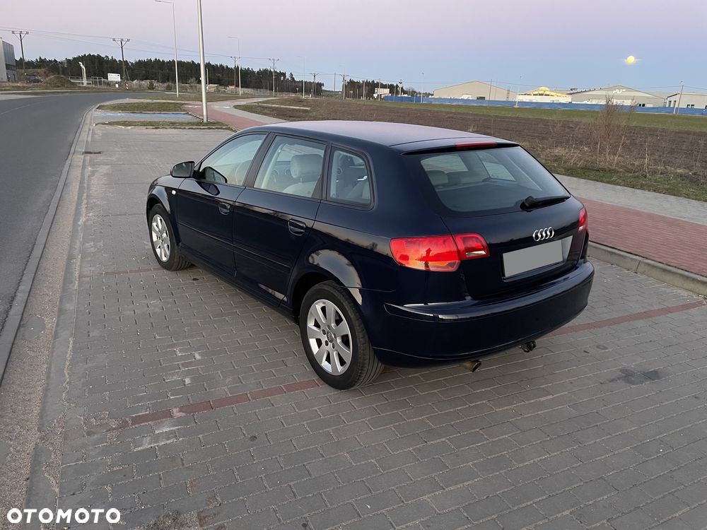 Audi A3 Sportback - 6
