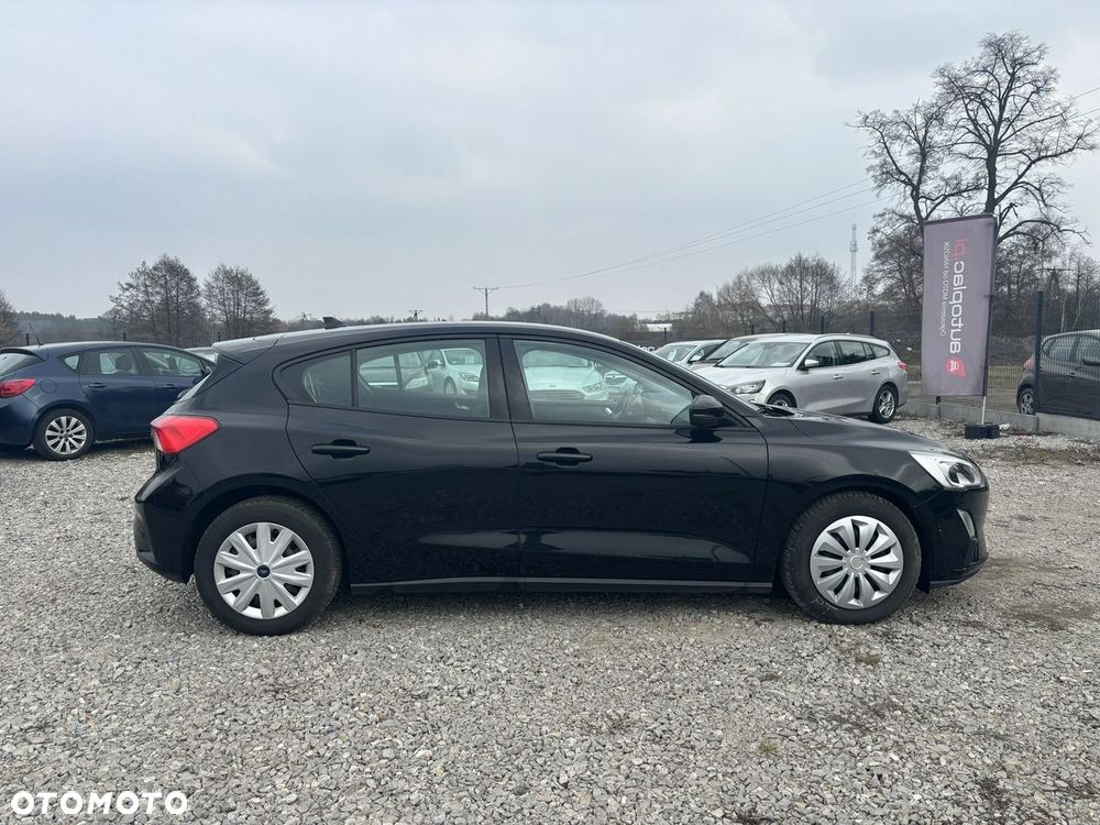 Ford Focus - 13