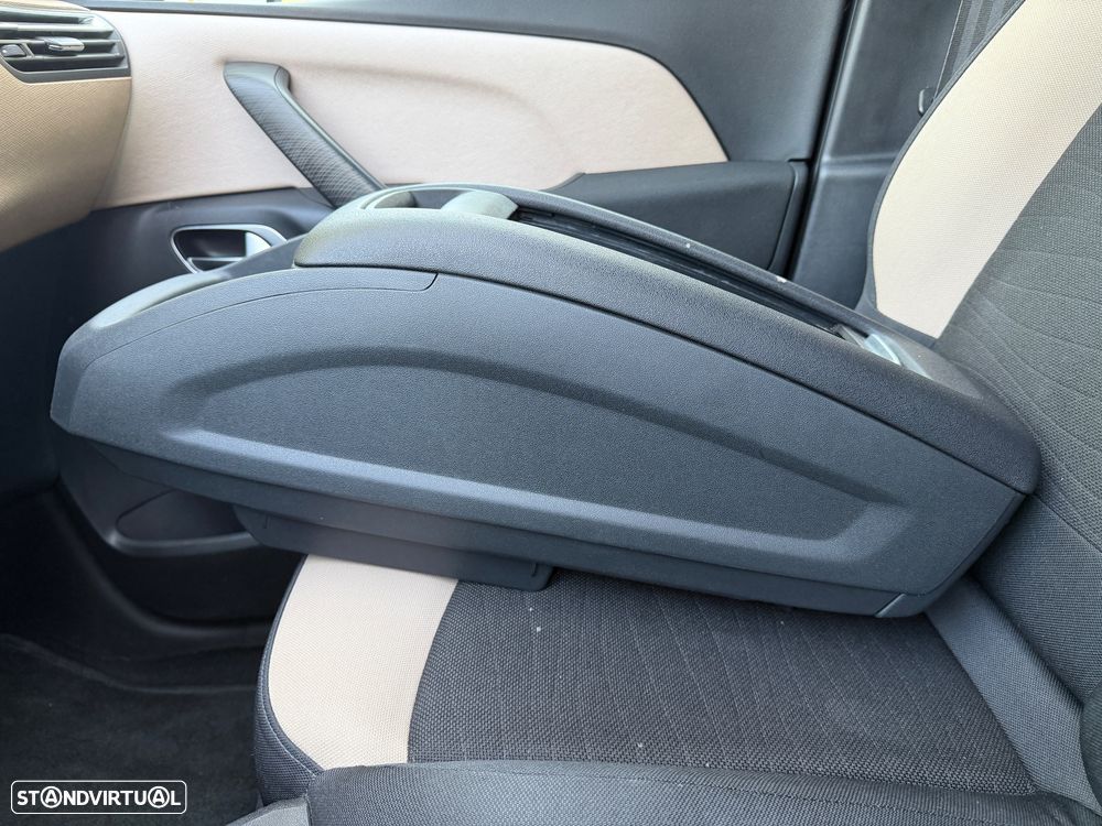 Citroën C4 Grand Picasso 1.6 e-HDi Collection ETG6 J17 - 42