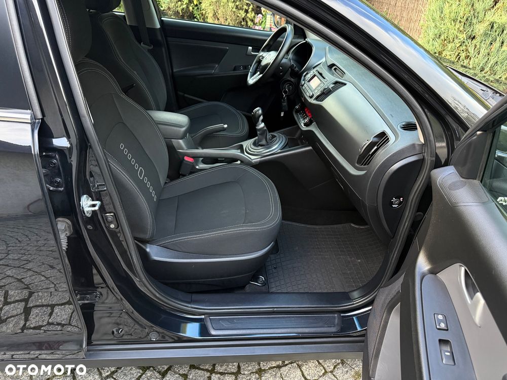 Kia Sportage 2,0 CRDI AWD Vision - 34