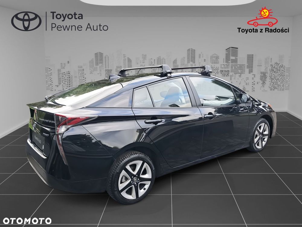 Toyota Prius - 5