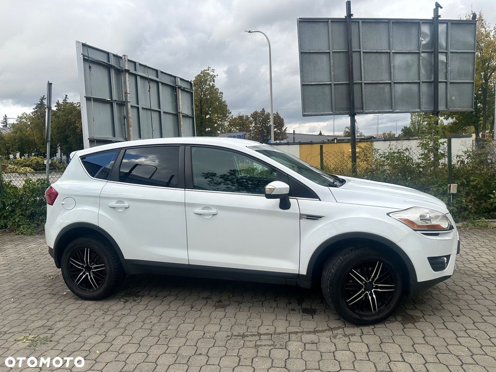Ford Kuga - 1